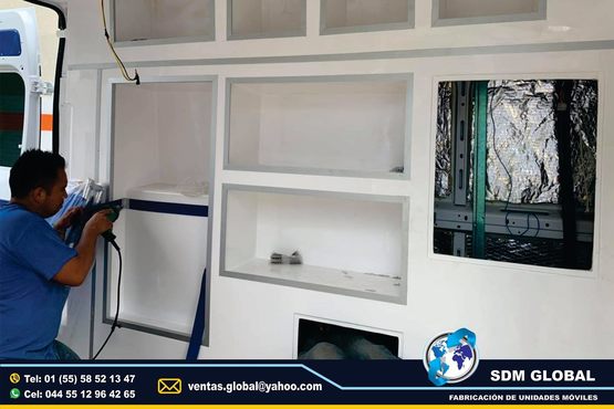 Venta_de_AMBULANCIAS_traslado_urgencias_rescate_salvamento_fabricacion_conversion_equipamiento_unidadesmoviles_medicas_especiales_luces_equipo_accesorios_sdmglobalmexico_patrullas